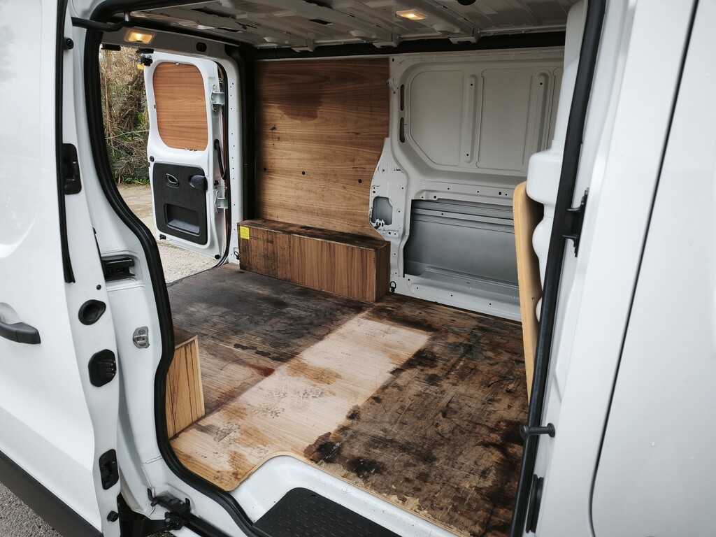 renault-trafic-2019-diesel-1598cc
