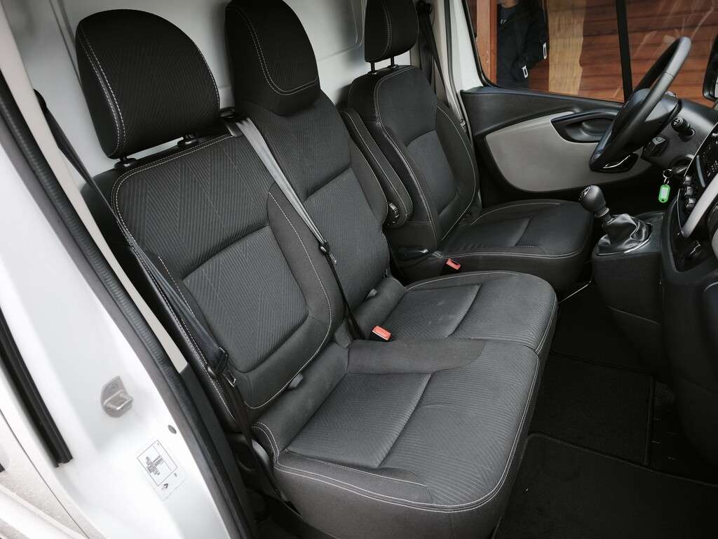 renault-trafic-2019-diesel-1598cc