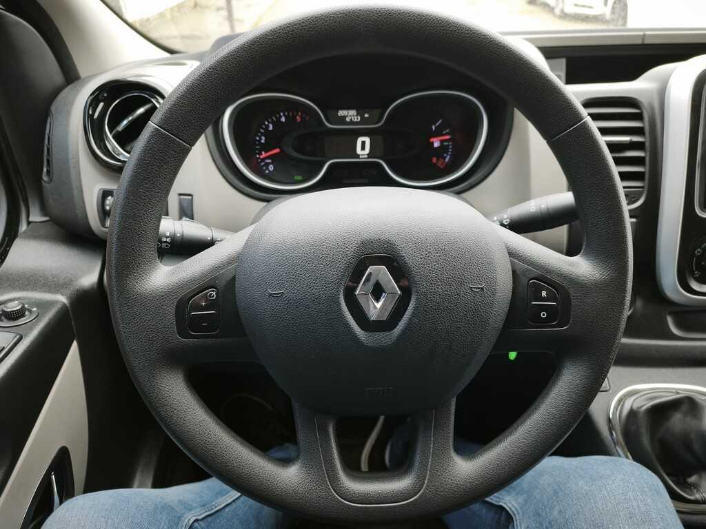renault-trafic-2019-diesel-1598cc