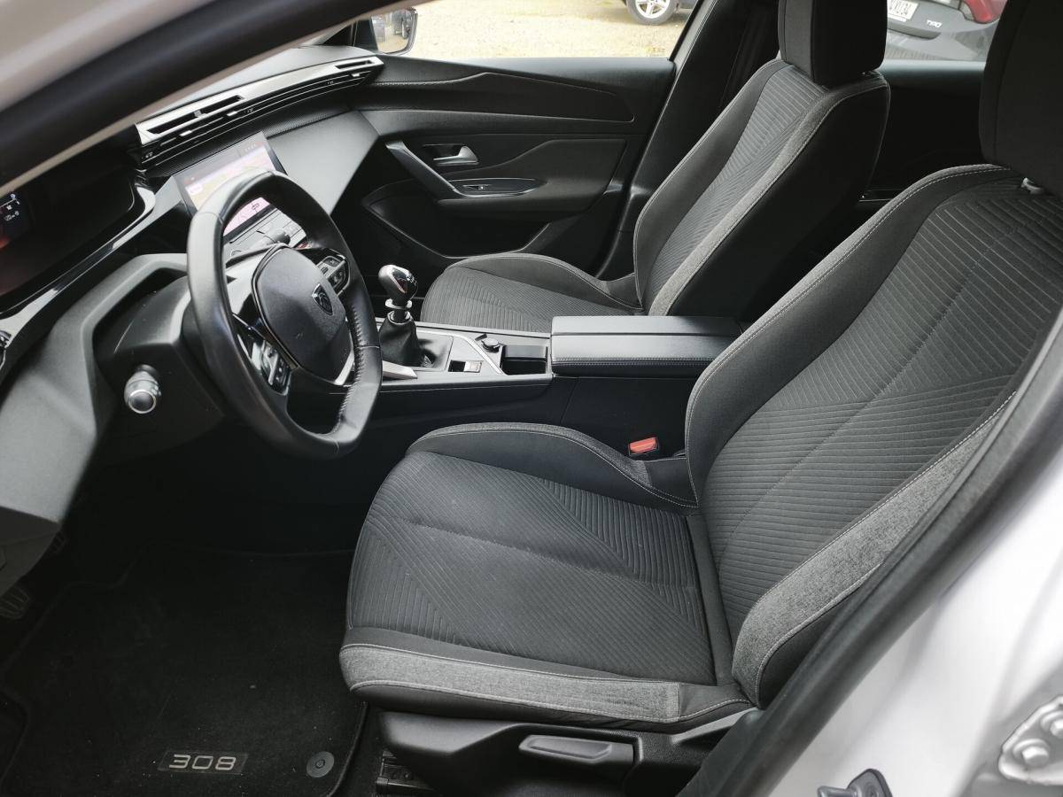 peugeot-308-2022-diesel-1499cc
