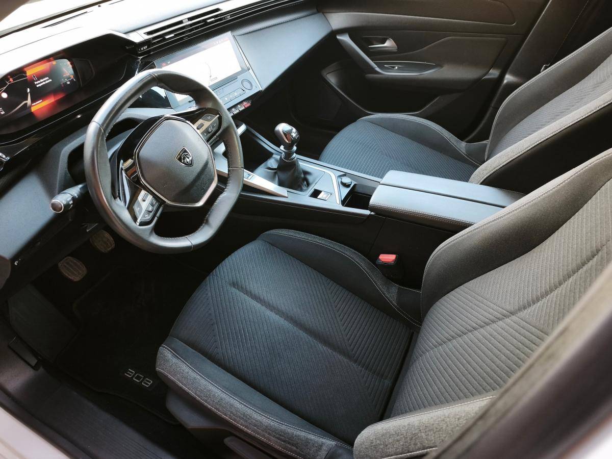 peugeot-308-2022-diesel-1499cc