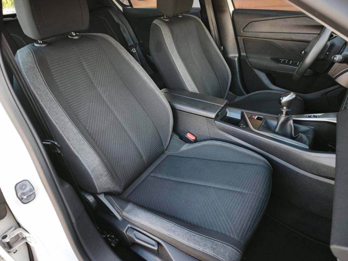 peugeot-308-2022-diesel-1499cc