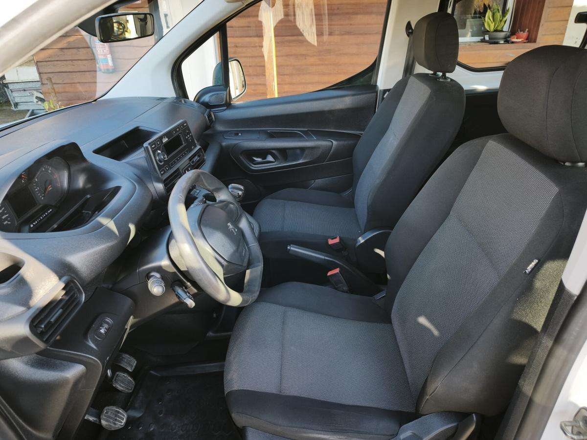 peugeot-rifter-2021-diesel-1499cc