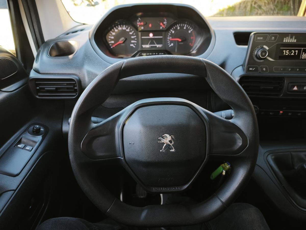 peugeot-rifter-2021-diesel-1499cc