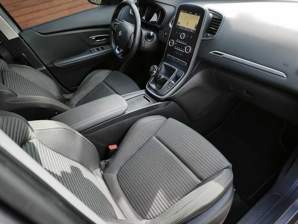 renault-scenic-2017-gasolina-1197cc