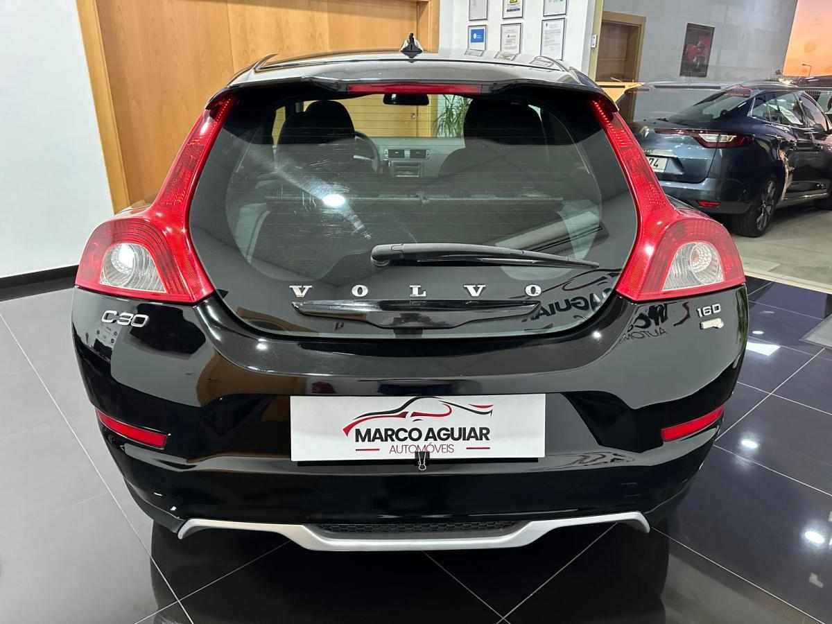 volvo-c30-1-6d-drive-2010-diesel-1560cc