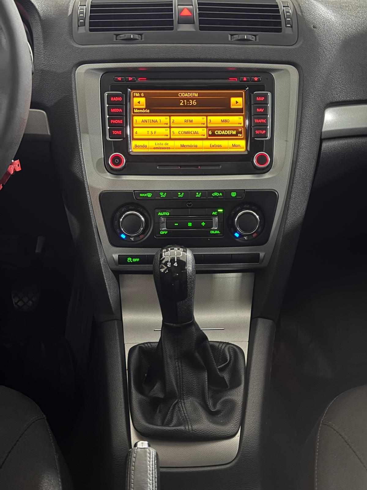 skoda-octavia-1-6-tdi-2011-diesel-1598cc