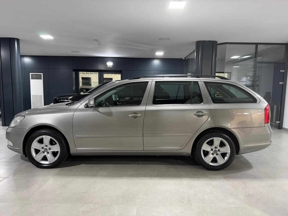 skoda-octavia-1-6-tdi-2011-diesel-1598cc