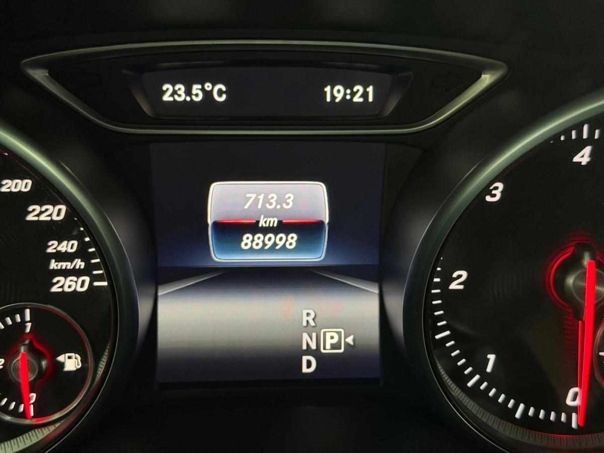 mercedes-benz-cla-200-cdi-2017-diesel-2143cc