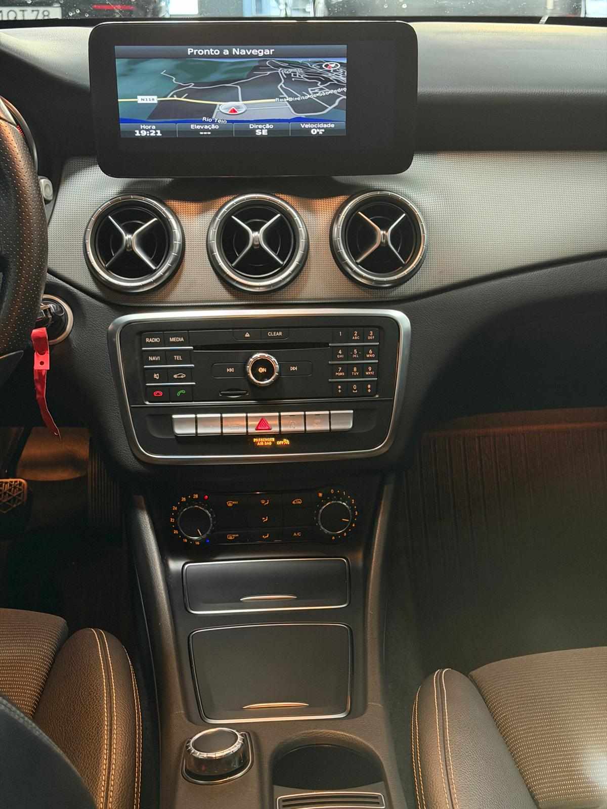 mercedes-benz-cla-200-cdi-2017-diesel-2143cc