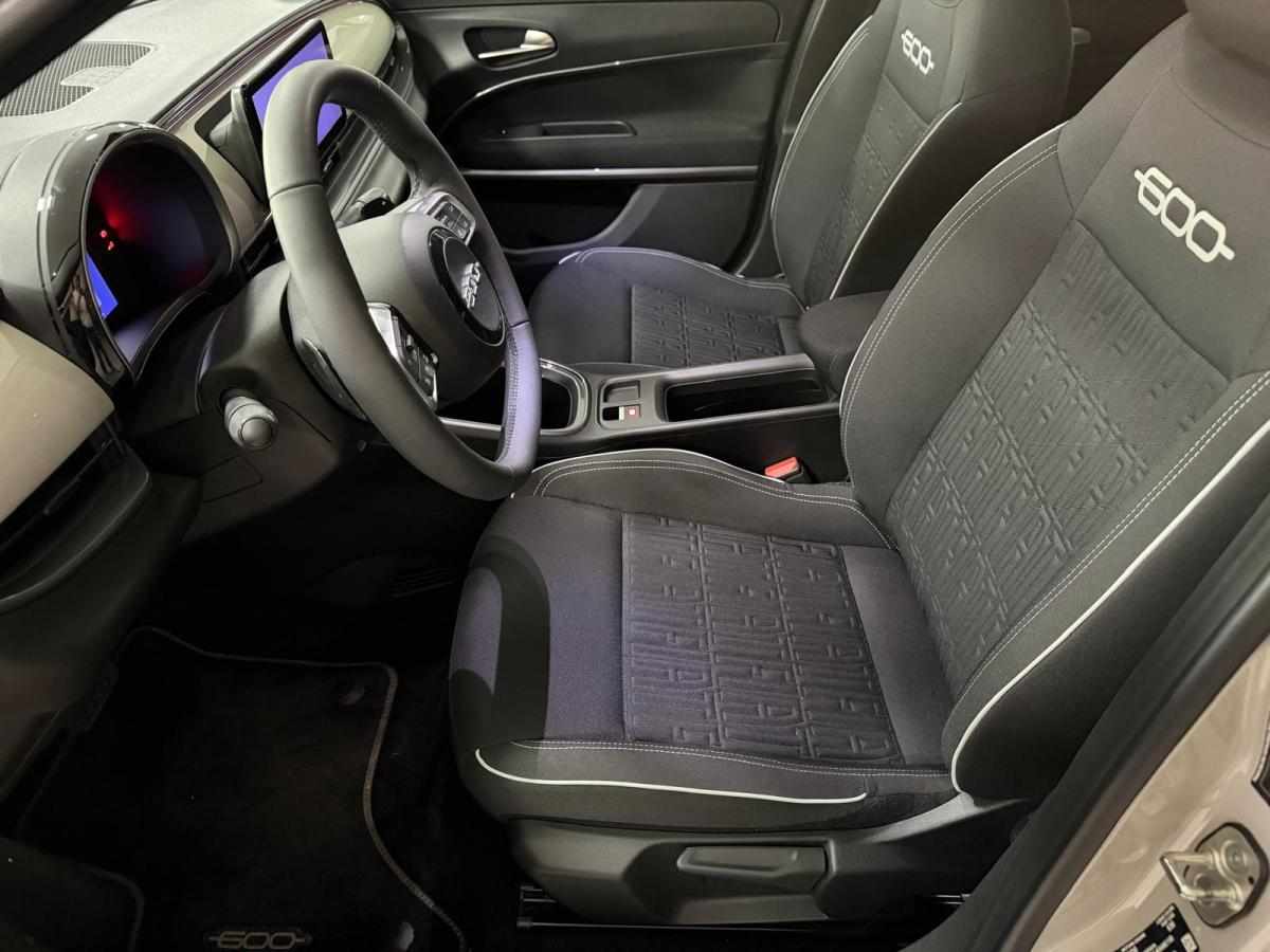 fiat-600-1-2-mild-hybrid-2025-gasolina-1199cc