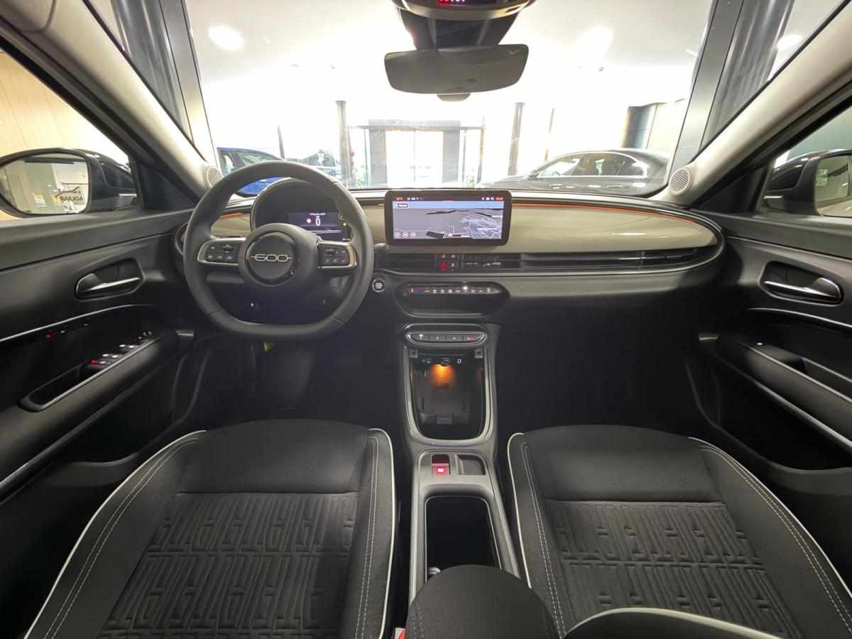 fiat-600-1-2-mild-hybrid-2025-gasolina-1199cc