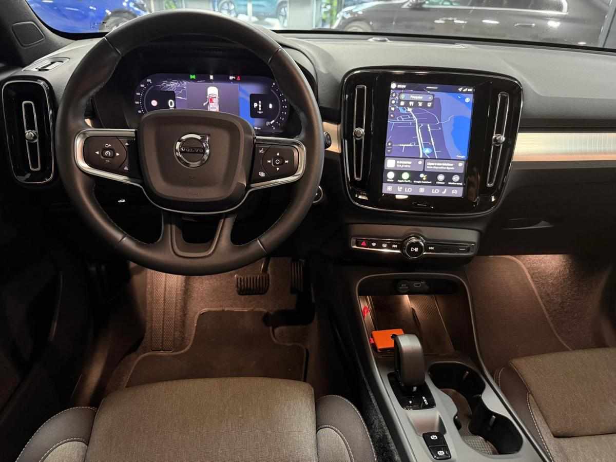 volvo-xc40-b3-2025-gasolina-1969cc