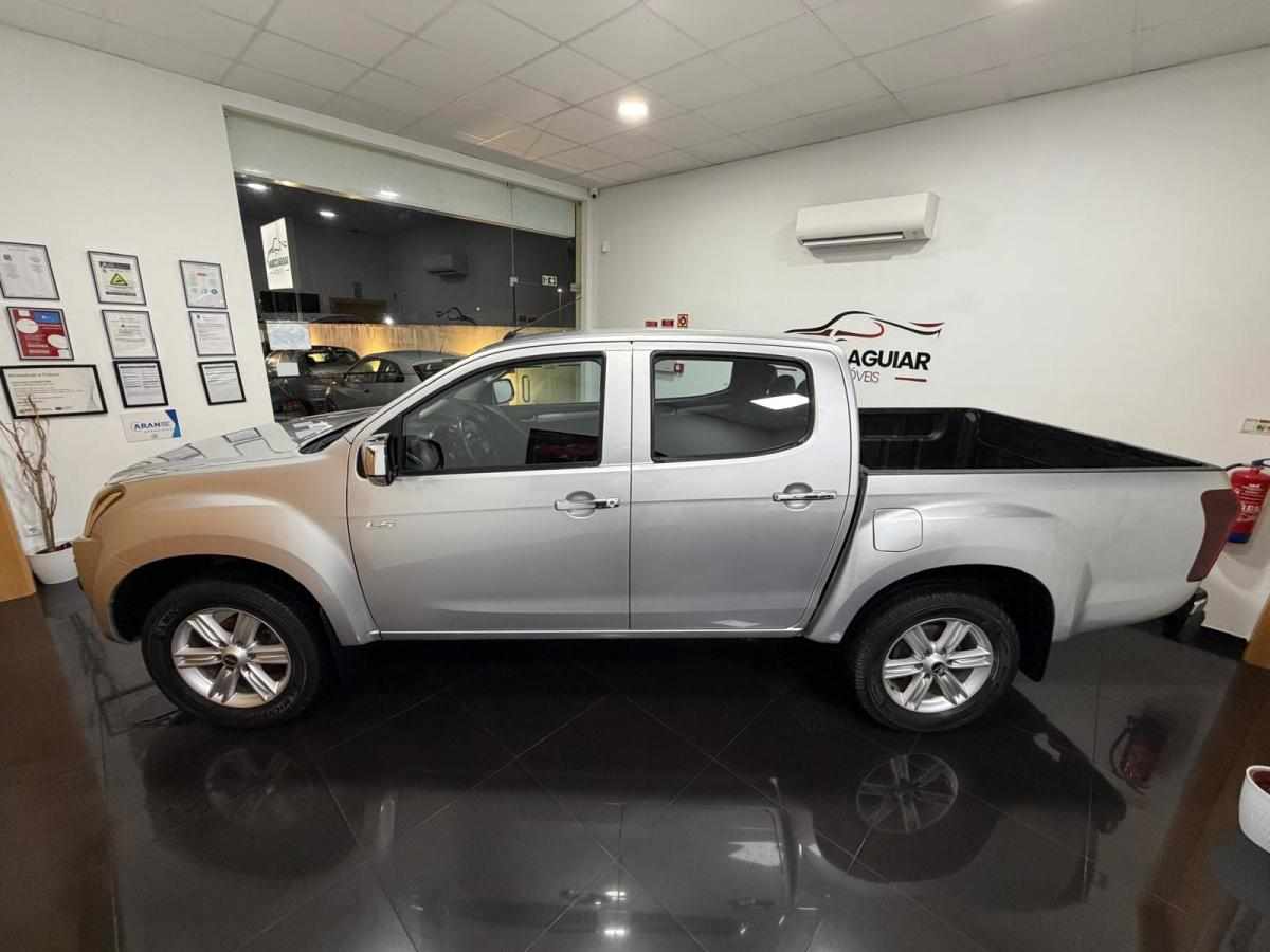 isuzu-d-max-1-9-4wd-2018-diesel-1898cc