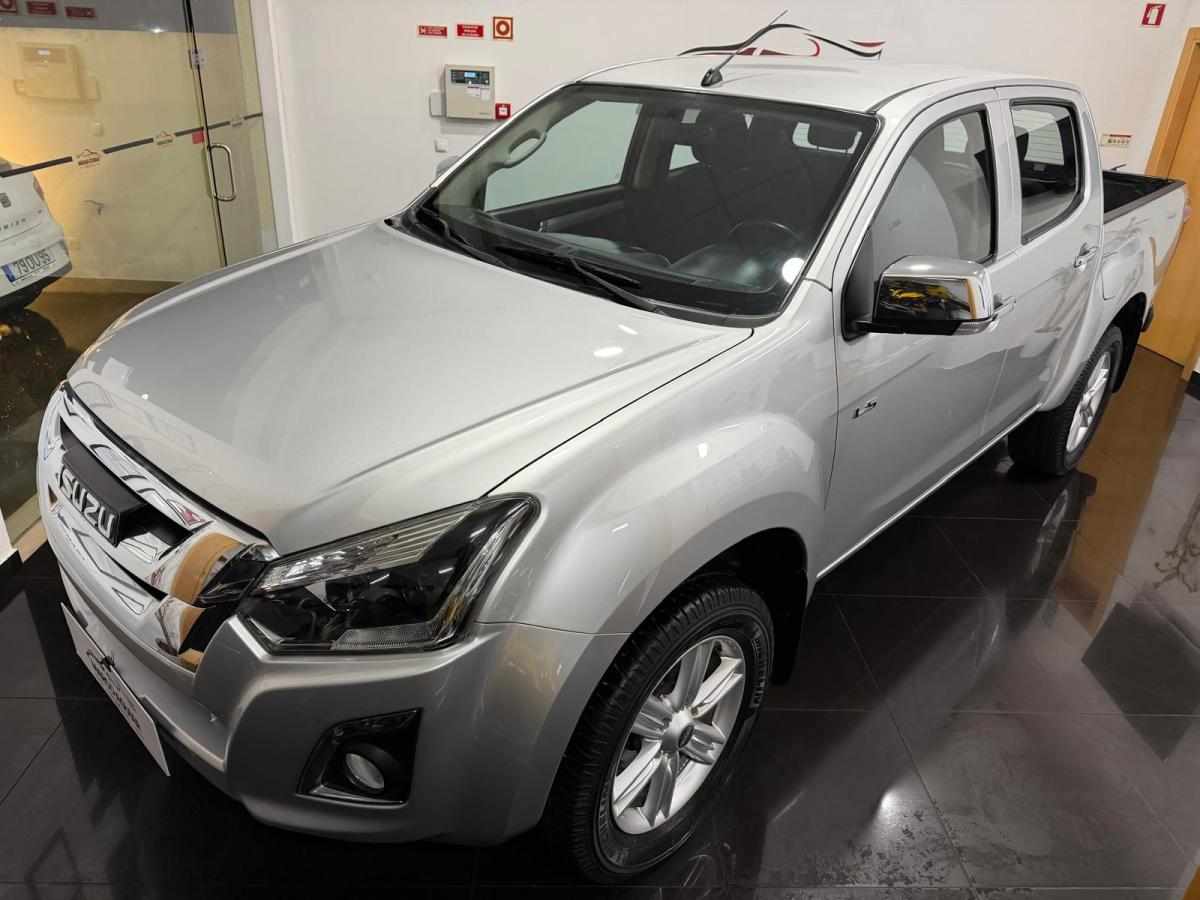 isuzu-d-max-1-9-4wd-2018-diesel-1898cc