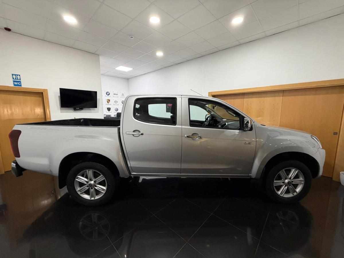 isuzu-d-max-1-9-4wd-2018-diesel-1898cc