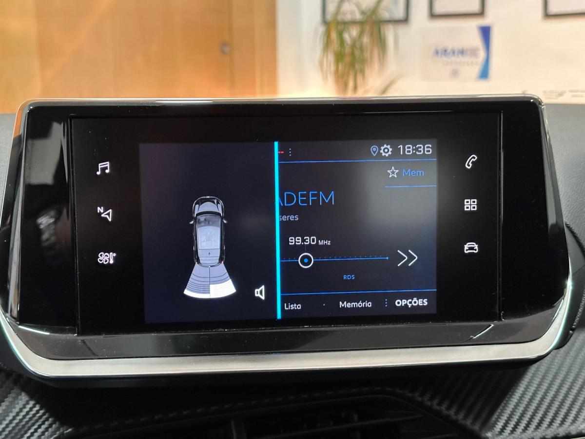 peugeot-208-1-2-puretech-2022-gasolina-1199cc