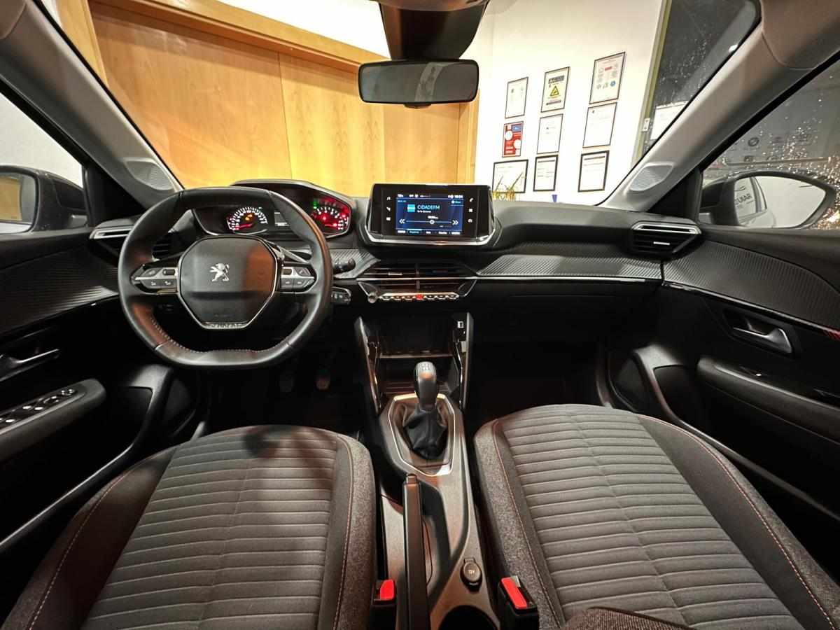 peugeot-208-1-2-puretech-2022-gasolina-1199cc