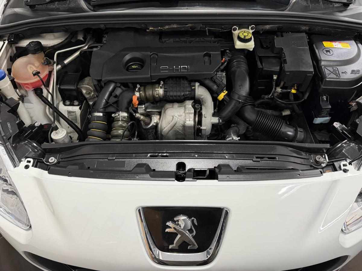 peugeot-308-1-6-e-hdi-fap-2012-diesel-1560cc