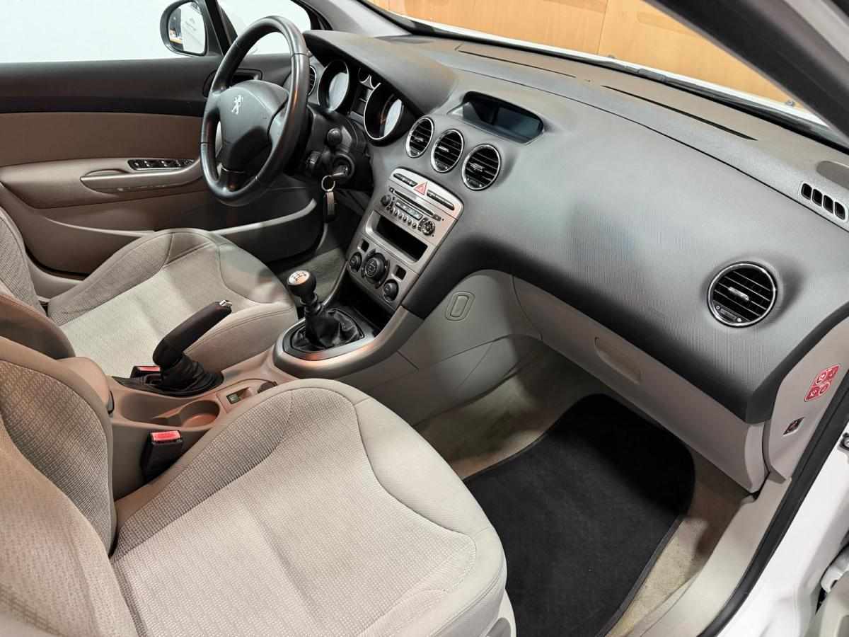 peugeot-308-1-6-e-hdi-fap-2012-diesel-1560cc