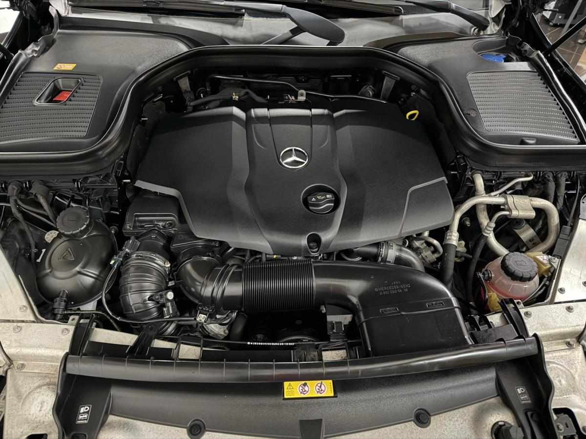 mercedes-benz-glc-250-d-2-1-4matic-2016-diesel-2143cc