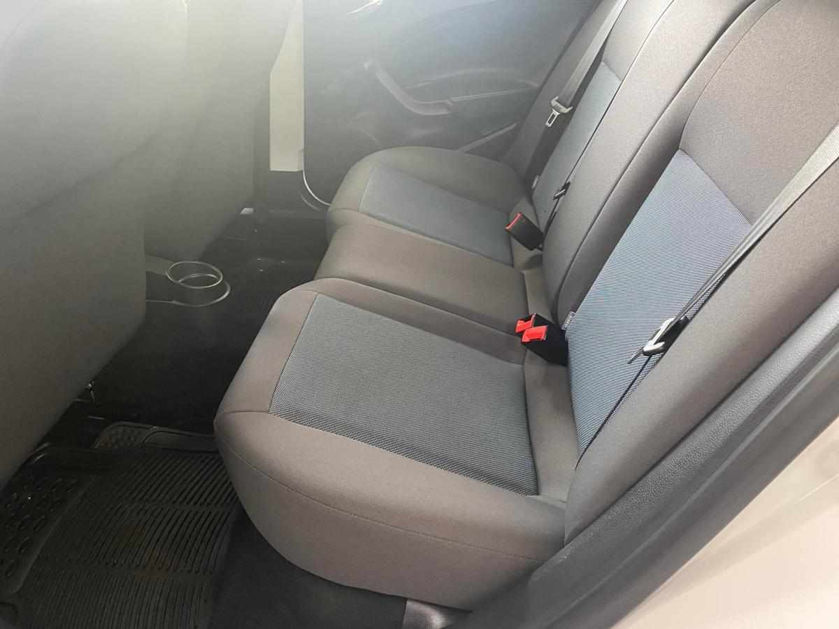 seat-ibiza-1-6-tdi-2015-diesel-1598cc