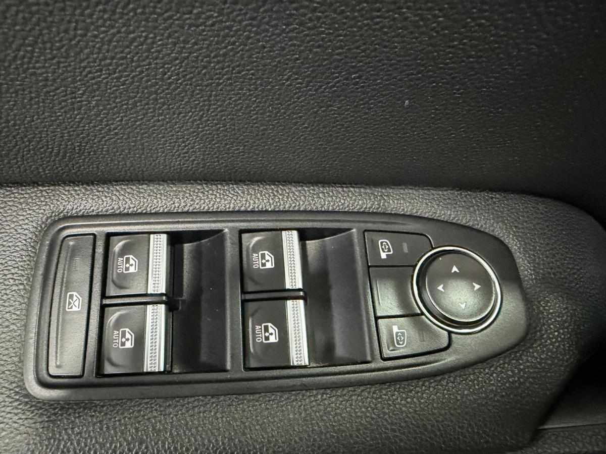 renault-captur-1-0-tce-2023-gasolina-999cc