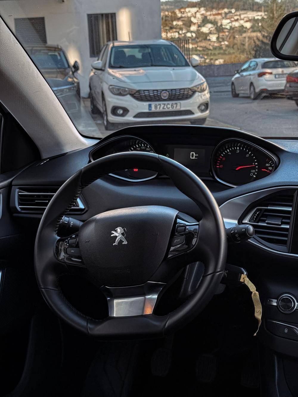 peugeot-308-2019-diesel-1499cc