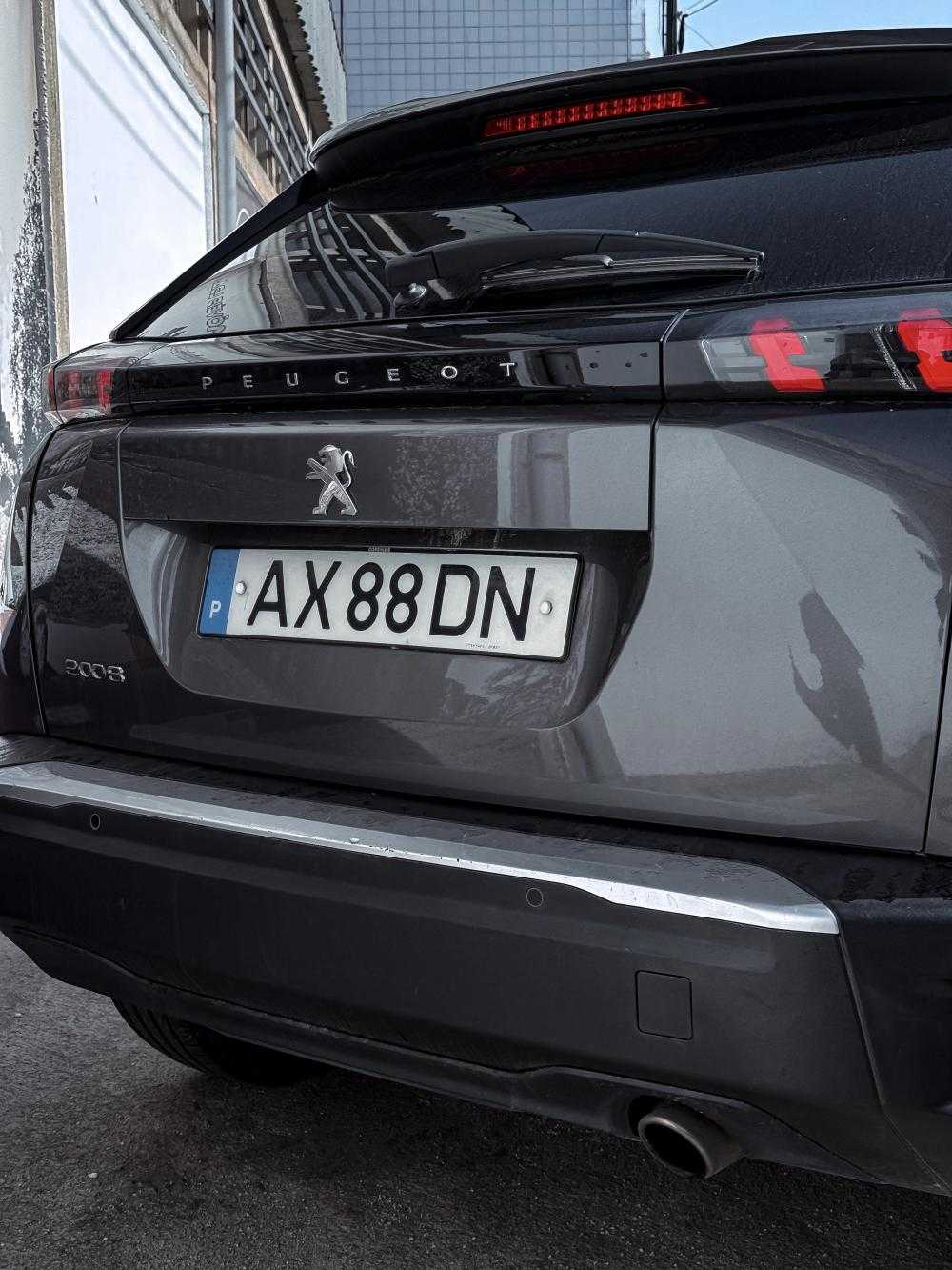 peugeot-2008-2023-diesel-1499cc