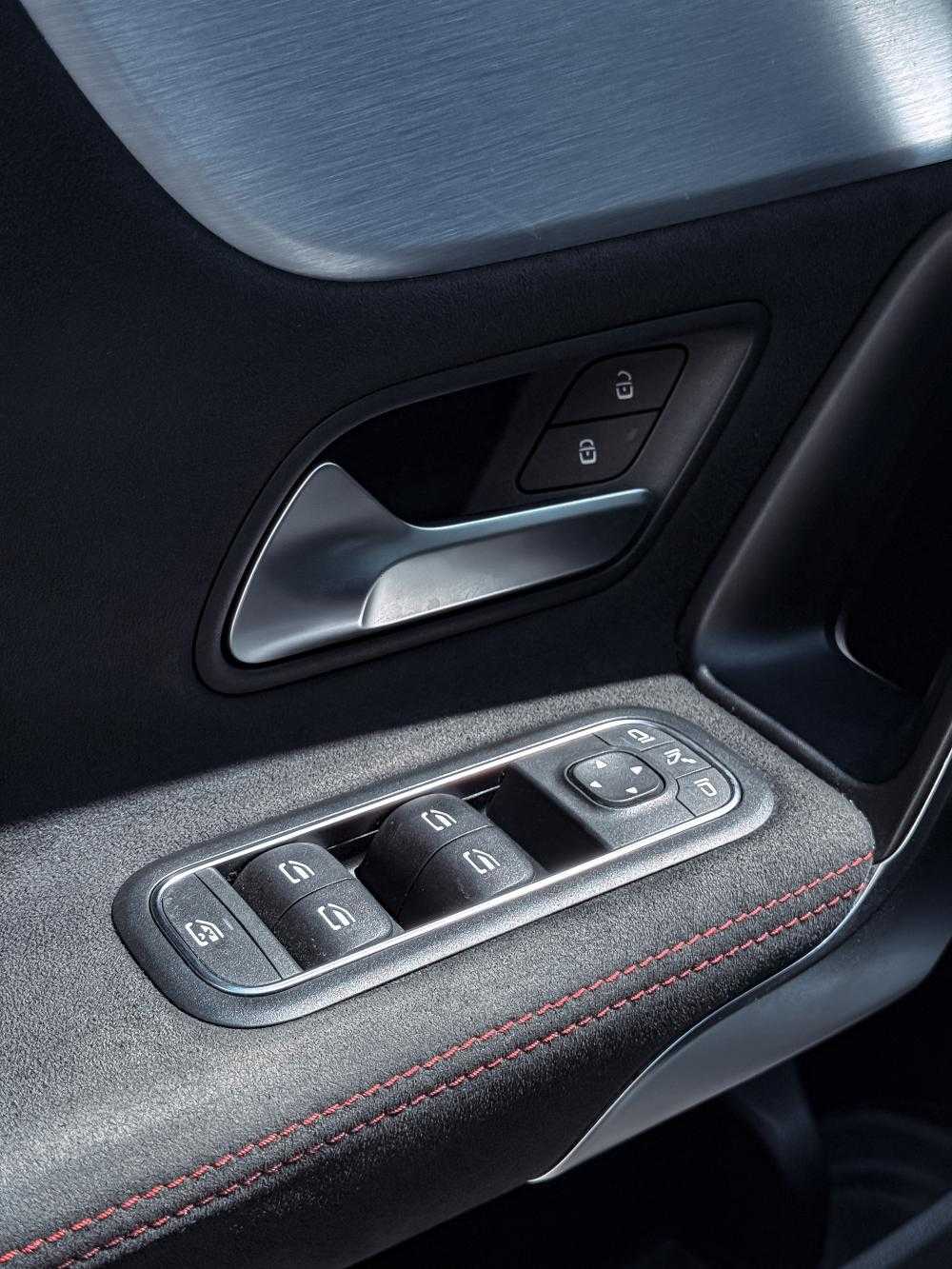 mercedes-benz-classe-a-2021-hibrido-a-gasolina-1332cc