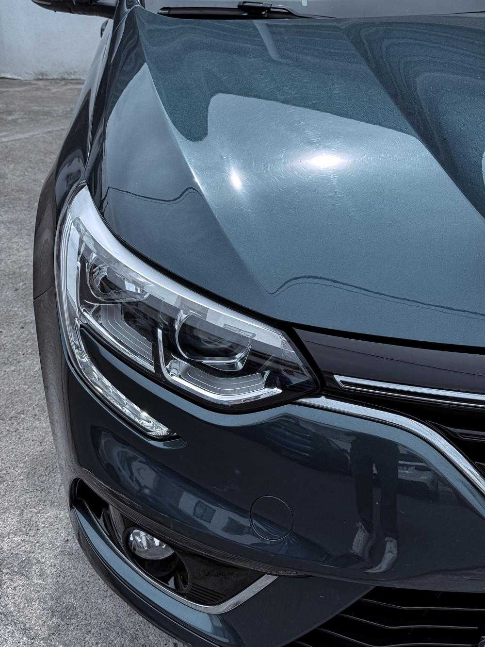 renault-megane-sport-tourer-2017-diesel-1461cc