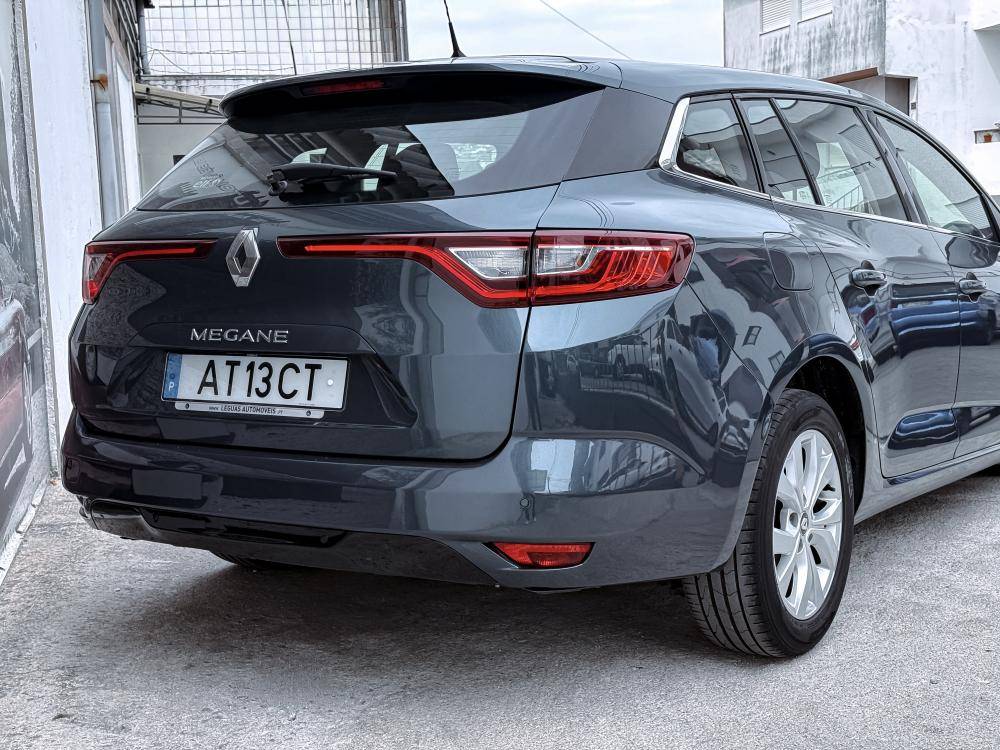 renault-megane-sport-tourer-2017-diesel-1461cc
