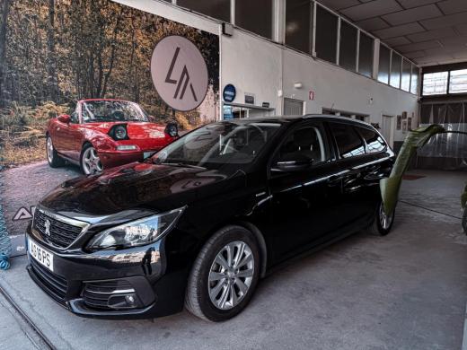 peugeot-308-sw-2021-diesel-1499cc