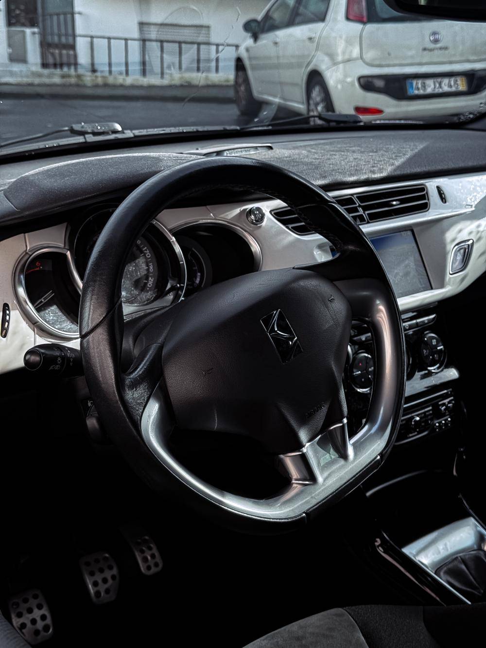 citroen-ds3-2013-diesel-1560cc