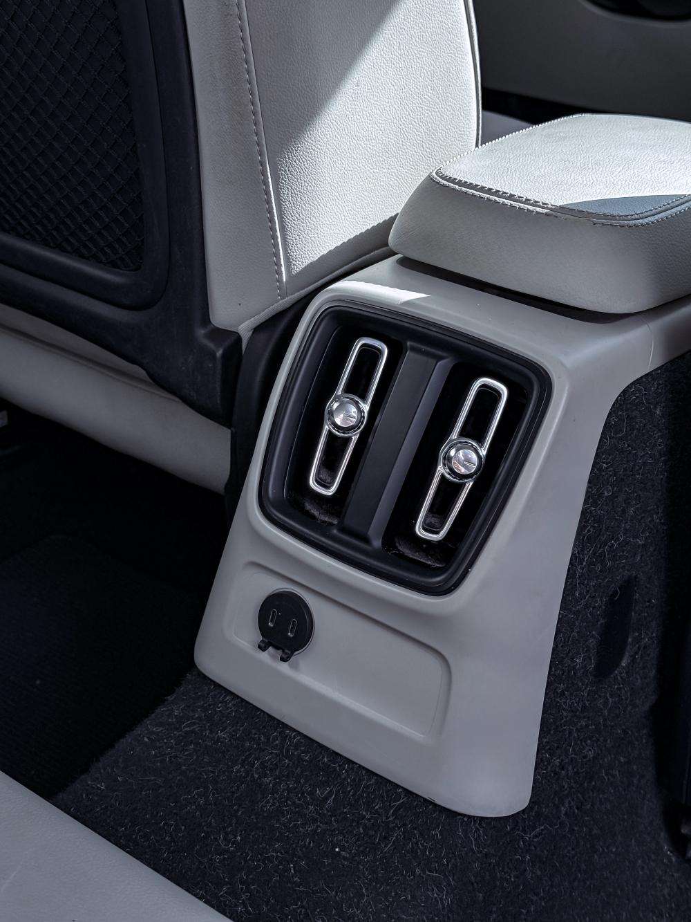 volvo-xc40-2021-hibrido-a-gasolina-1477cc