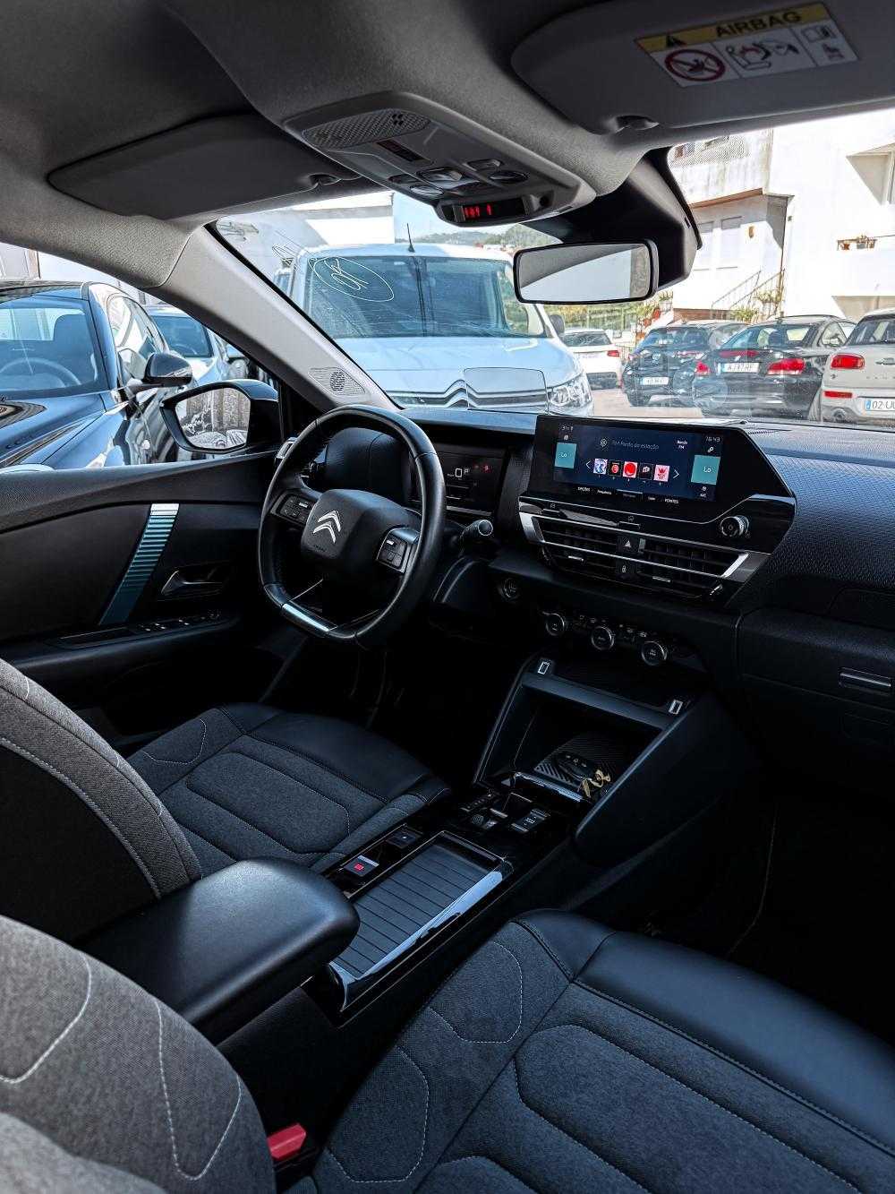 citroen-e-c4-2022-eletrico-0cc