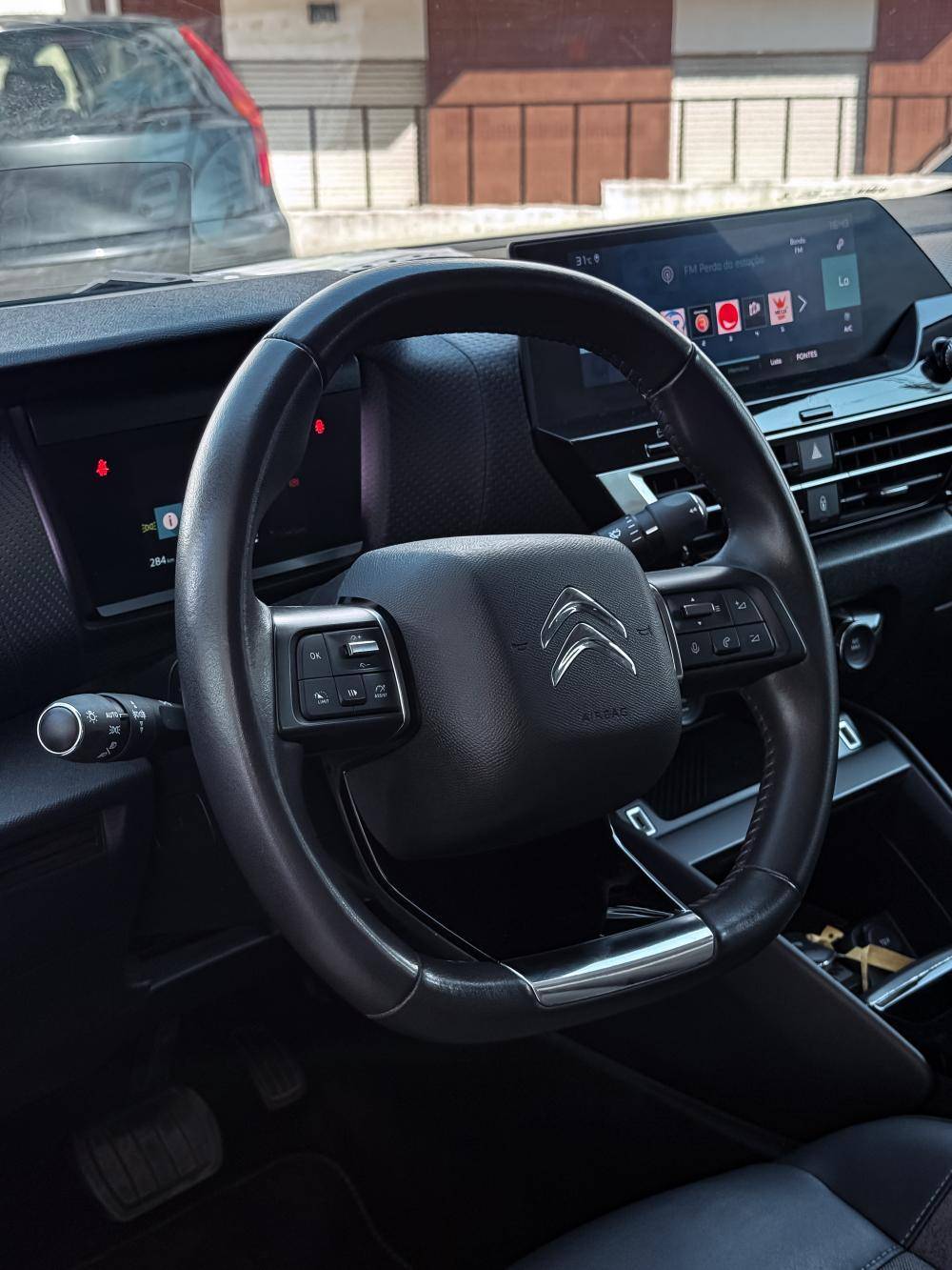 citroen-e-c4-2022-eletrico-0cc