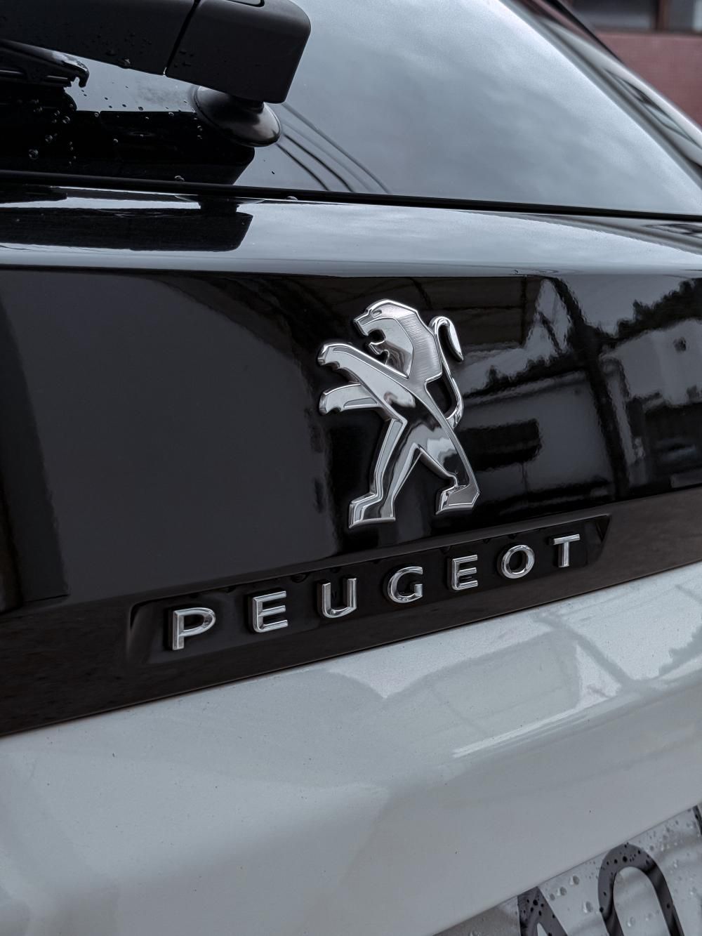 peugeot-3008-2021-hibrido-a-gasolina-1598cc