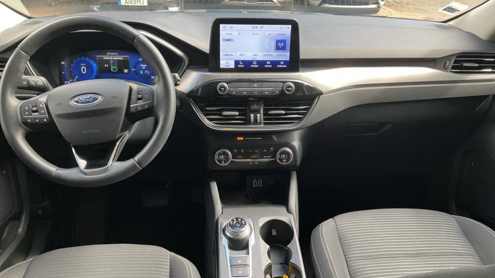 ford-kuga-2021-hibrido-a-gasolina-2488cc