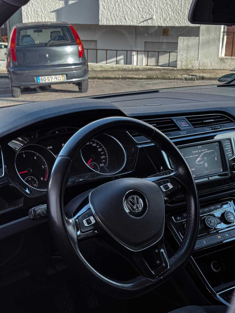 volkswagen-touran-2016-diesel-1968cc