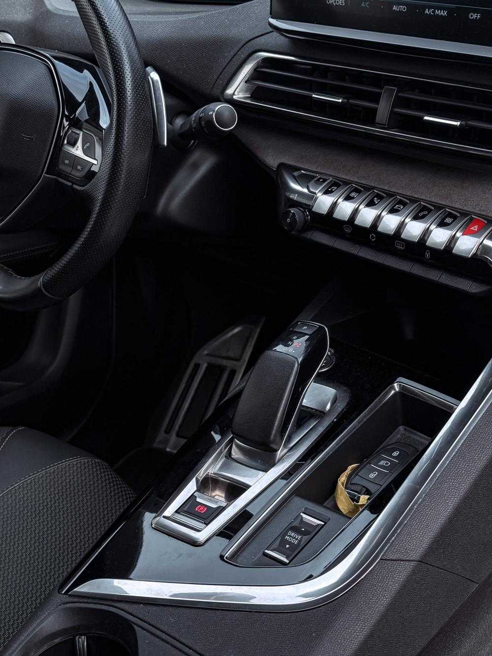 peugeot-3008-2022-hibrido-a-gasolina-1598cc