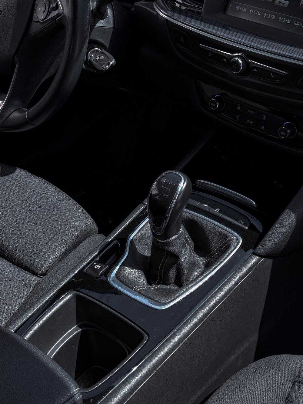 opel-insignia-sports-tourer-2021-diesel-1496cc