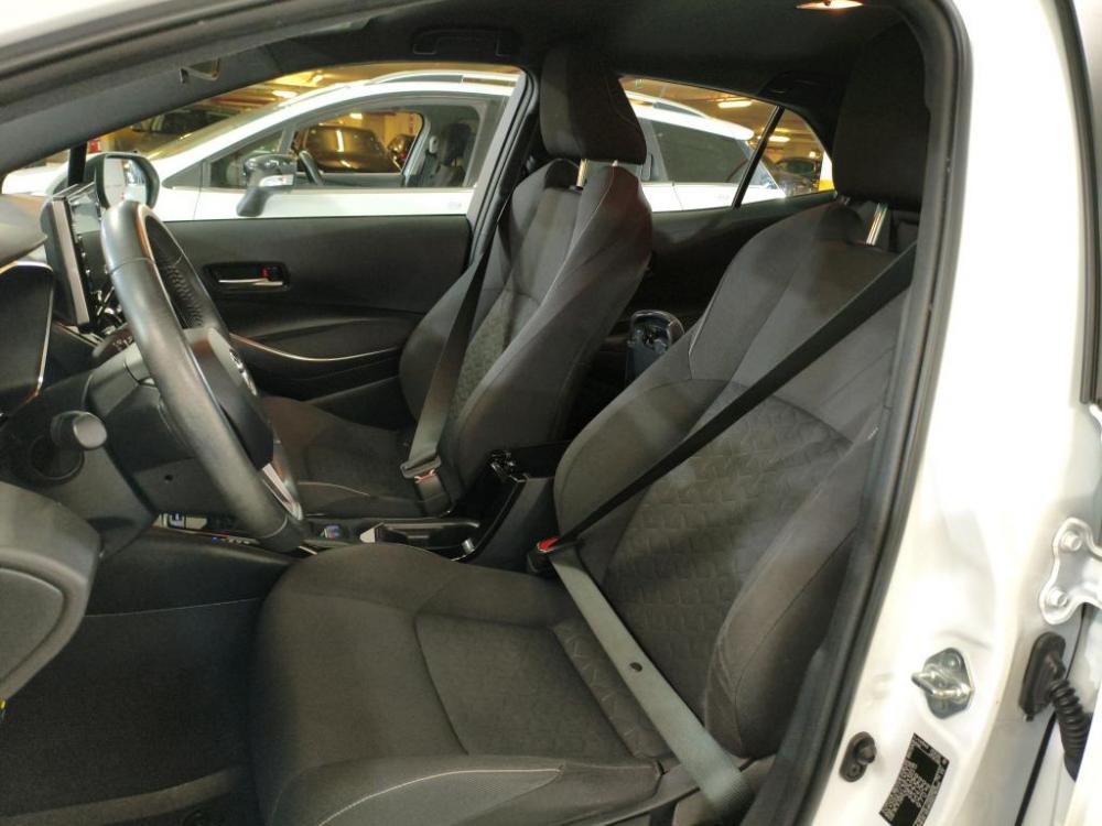 toyota-corolla-2022-hibrido-a-gasolina-1798cc