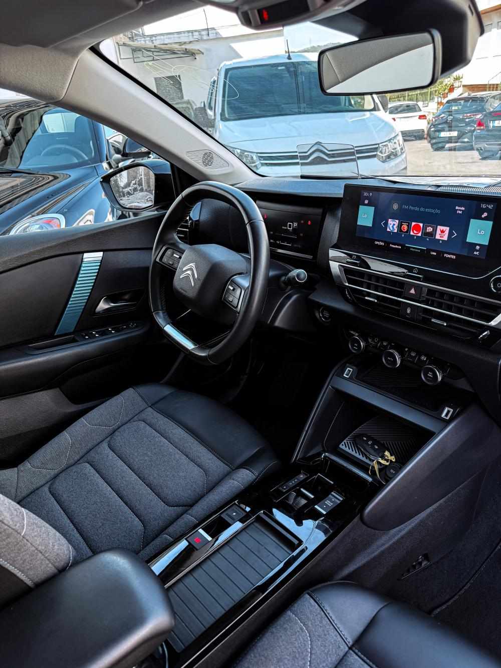 citroen-e-c4-2022-eletrico-0cc