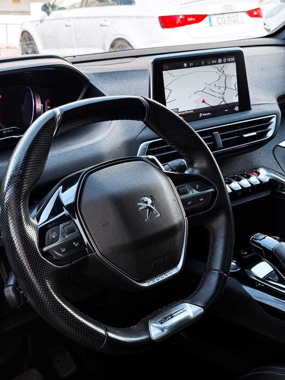 peugeot-5008-2020-diesel-1499cc