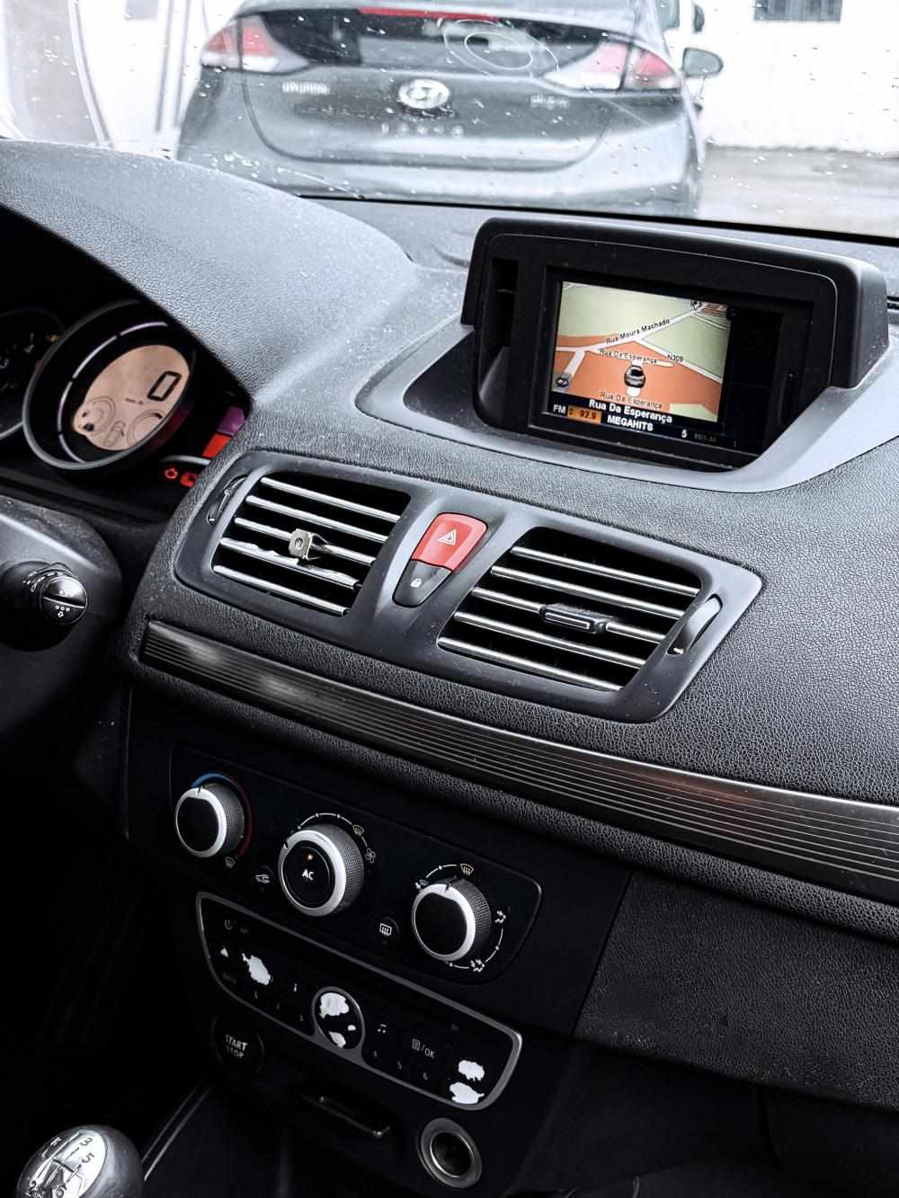 renault-megane-sport-tourer-2011-diesel-1461cc