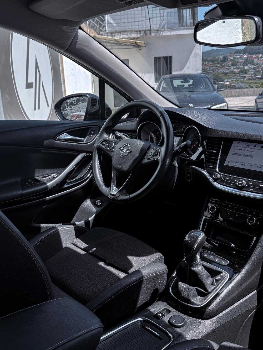 opel-astra-sport-tourer-2019-diesel-1598cc