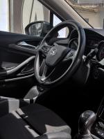 opel-astra-sport-tourer-2019-diesel-1598cc