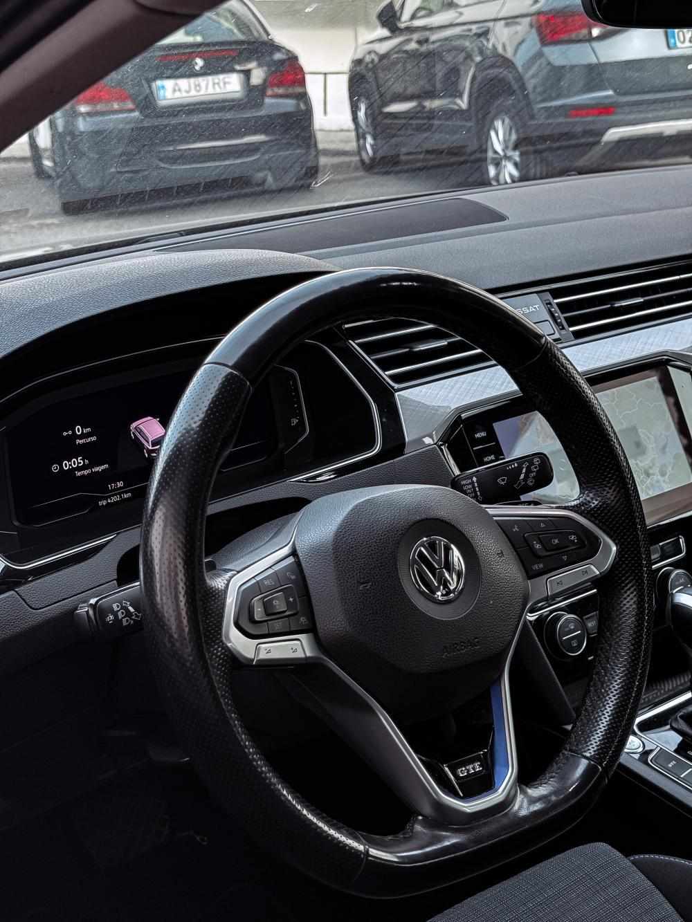 volkswagen-passat-variant-2020-hibrido-a-gasolina-1395cc