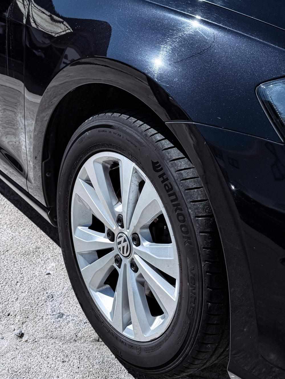 volkswagen-golf-variant-2019-diesel-1598cc